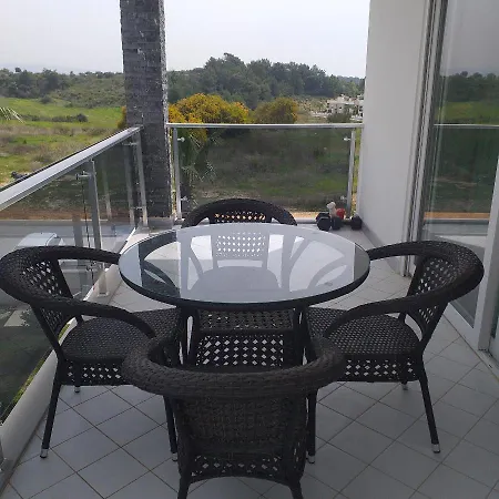 Apartament Felicia With Roof Terrace Side